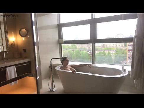 ❤️ Огромна мадама Страстно дрънкане на путката си в банята ❌ Ебане видео в bg.high-pass.ru ❌